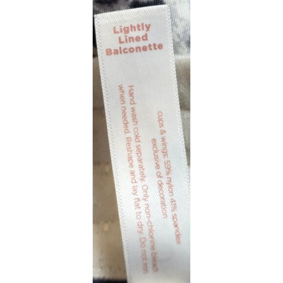 Cacique 46C Lightly Lined Balconette Bra Wide Comfort Adjustable Strap Underwire - Picture 4 of 7